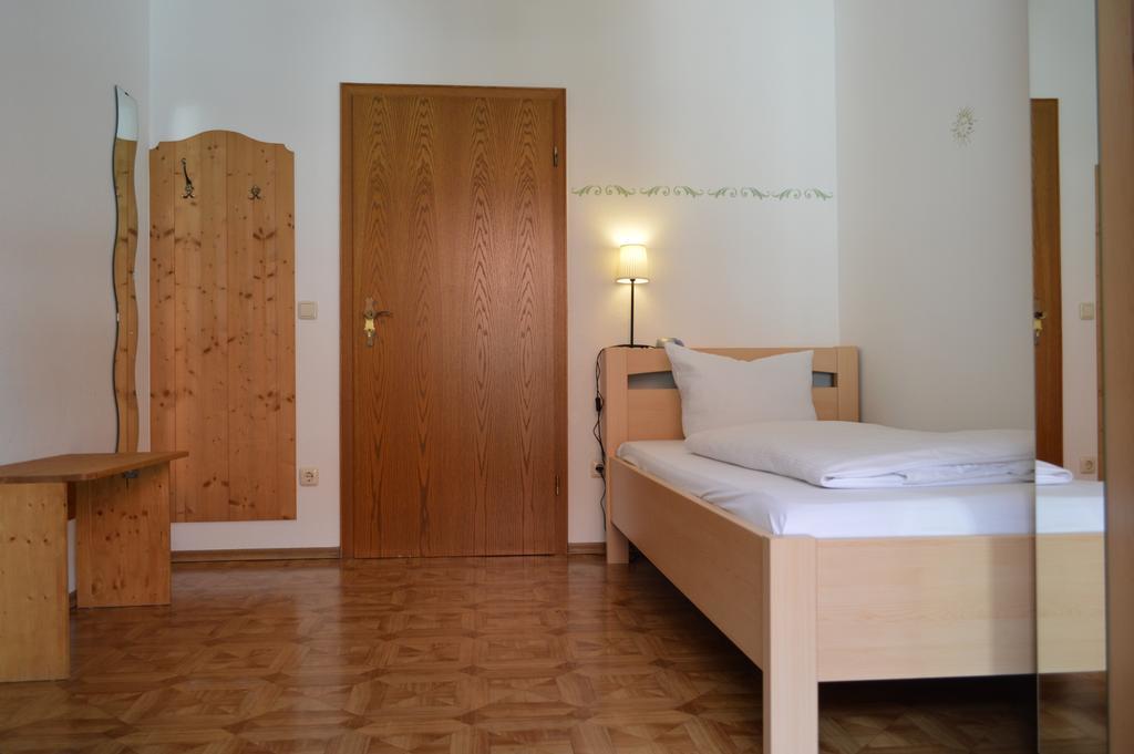 Hotel Bayersoier Hof Bayersoien Zimmer foto