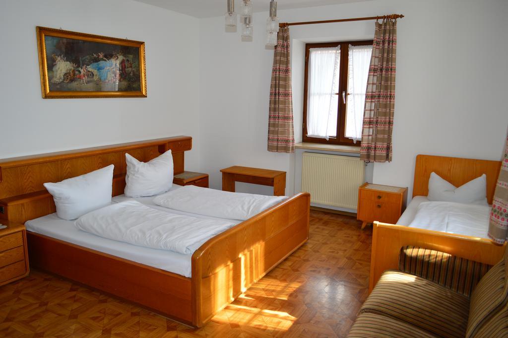 Hotel Bayersoier Hof Bayersoien Zimmer foto